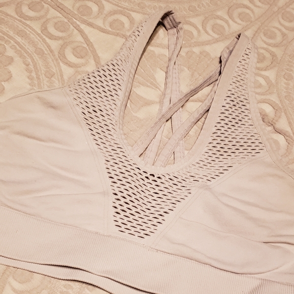 Victoria Secret Sports Bra - Picture 1 of 3